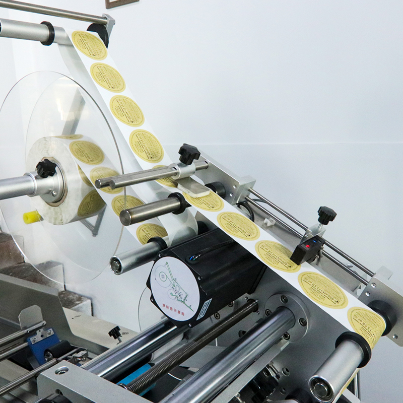 Automatic Flat Bottle Labeling Machine Bag Box Label Printing Machine for Food and Skincare Label Applicator Machine