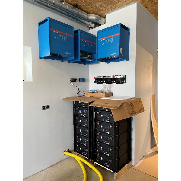 48V/51.2V 100Ah Lithium Battery Rack Mount 51.2V 200Ah Lithium Ion Cell Battery Perfect