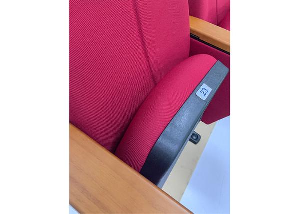 Cadeiras customizáveis do auditório da igreja da auditoria com a almofada de escrita de madeira