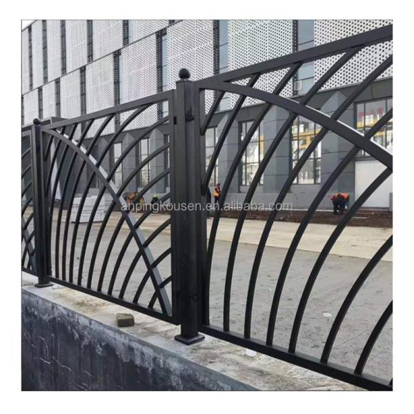 Estradas de segurança de jardim decorativo lança de alumínio preto painéis de vedação com revestimento em pó