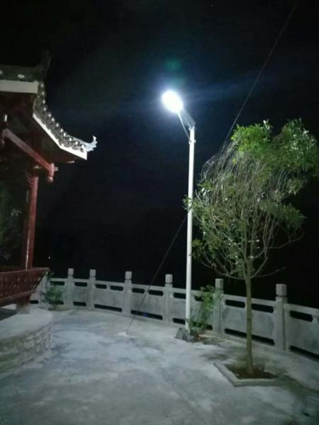 O governo projeta o preço solar impermeável da luz de rua 80W do diodo emissor de luz