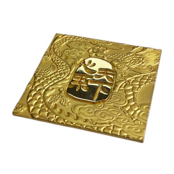 Customized Products With A High-end Sense Of Zinc Alloy Gold Three-dimensional Embossed Pattern Design