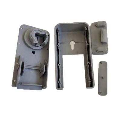 Fabrication professionnelle de pièces moulées pour moulage par injection de plastique sur mesure avec système de porte à chaud et matériau de moulage 718