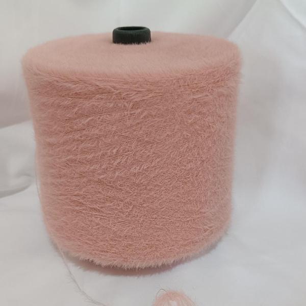 Fils de plumes de polyester de 1,3 cm à 2,0 cm à 3,0 cm à 4,0 cm pour le tricotage de cardigan