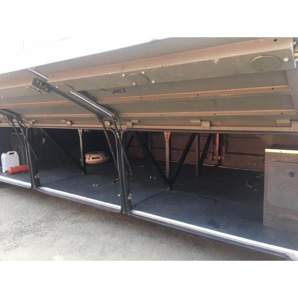 Yutong Coach Used Passenger Bus 67 Seats Mileage 300000km