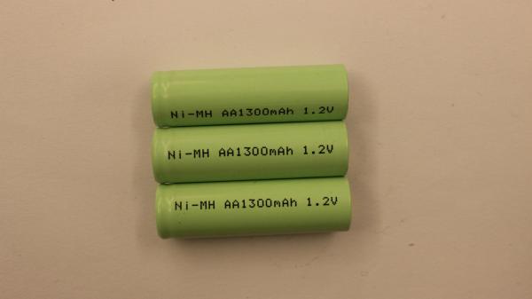 Baterias recarregáveis 1.2V de AA1300mAh NIMH para o UL industrial do uso ROHS
