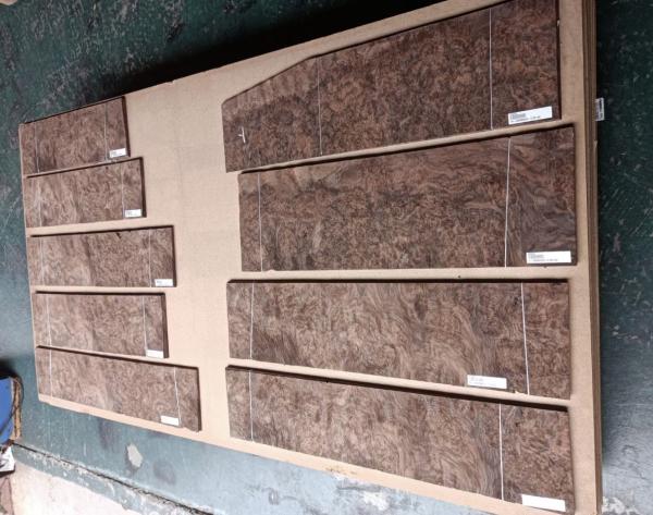 Length 20cm-2.7m Width 20cm-1.3m Walnut Burl Wood Veneer Sheets