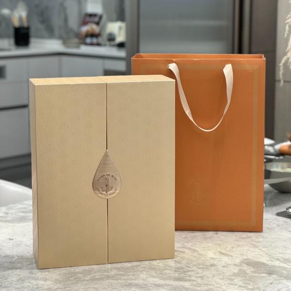 Luxury Custom Wine Gift Boxes With Magnetic Closure Rigid Packaging For Red Wine Champagne
