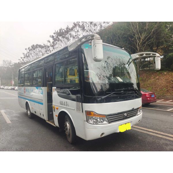 Используемый бренд ZK6761 Yutong в ЕВРО используемом автобусом Yuchai двигателя 2017 используемом годом LHD дизельным белым v 29 автобусов мест