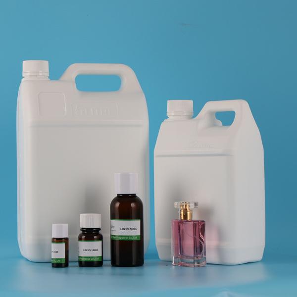 Eco Friendly Essence Oil Scented Like La Fille de Berlin Perfume for Car Perfume Making