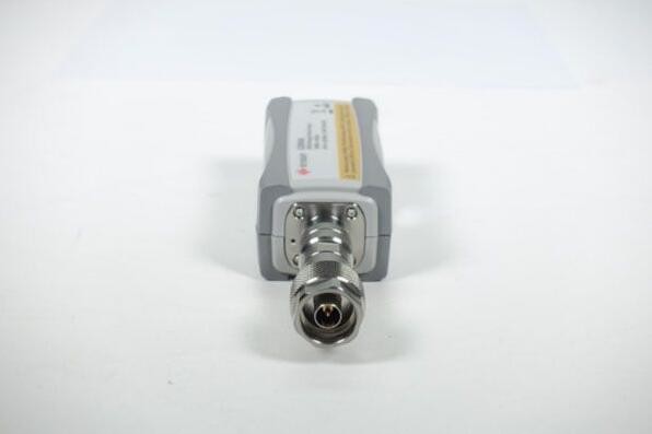 Used Portable Keysight Agilent U2000A 10 MHz - 18 GHz USB Power Sensor with -60 to +20 dBm Range and Plug-In Design