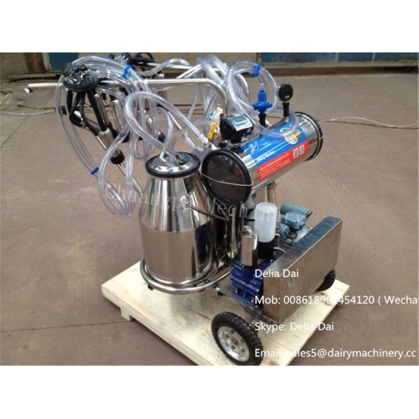 HL-JN02 Double Bucket 220V/50Hz Vacuum Pump Cow Milking Machine with 1.1KW Power for Small Dairy Farms