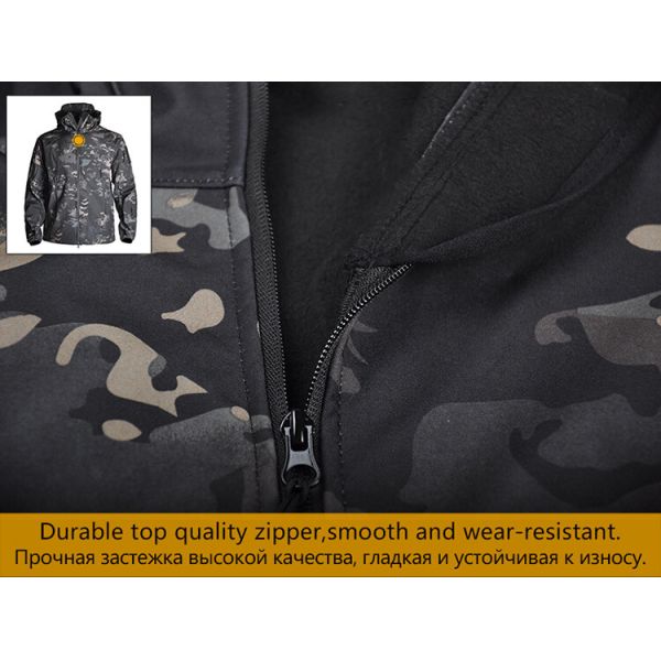 Soft Shell Custom Outdoor Clothing , Mens Tactical Jacket Heat Preservation Thermal Fleece