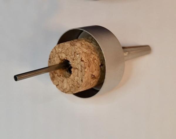 Factory Wholesale 304 Stainless Steel Oil Pourer Spout with Cork Stopper for 38mm bottle
