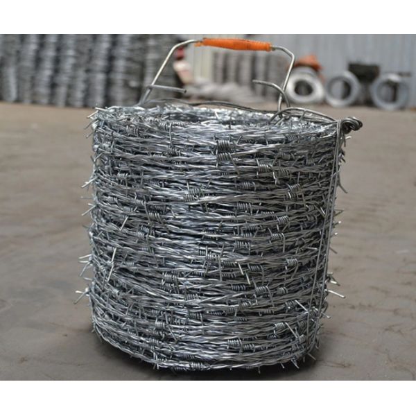 Колючая проволока экономической анти- ржавчины горячая гальванизированная для загородки тюрьмы безопасности