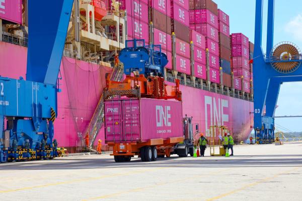 Origine FCL 20FT 40HC Services logistiques d'expédition de fret en conteneurs complets vers le port de Felixstowe au Royaume-Uni au départ de NINGBO SHANGHAI