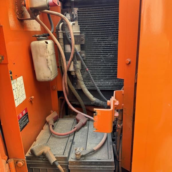 Excavar 6 toneladas de resistente hidráulico com trilhos Hitachi 65 escavadeira de segunda mão, com baixo preço e bom perf de escavação