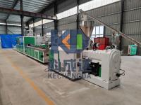 Máquina de composição de madeira de plástico de PVC WPC/extrusora de perfis de painéis de portas/linha de produção de painéis de parede para pavimentação exterior