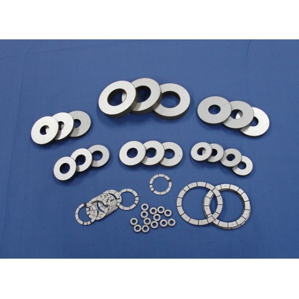 10x5x2Mm Ring Piezoelectric Ceramic Discs For Beauty Industry , P4 P5 P8 Material