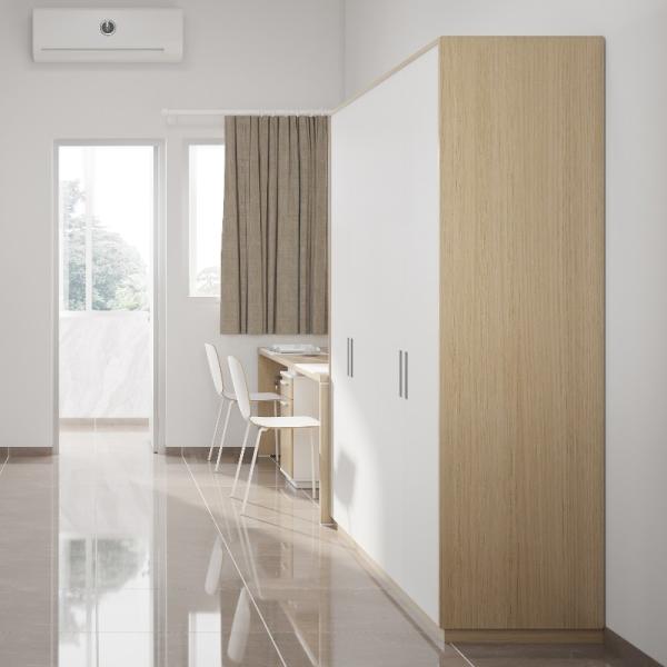 Um guarda-roupa de apartamento simples e de luxo com grande espaço de armazenamento