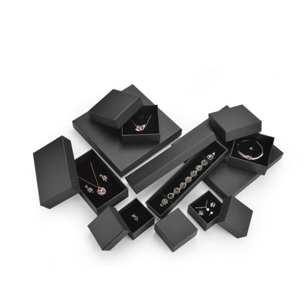 Pendant Necklace 157g C2S Cardboard Jewelry Gift Box Recyclable