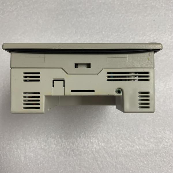 PRIX de COULEUR d'ÉCRAN TACTILE de l'INTERFACE d'OPÉRATEUR de Mitsubishi F940GOT-SWD 5.7INCH NOUVEAU ET ORIGINAL BON