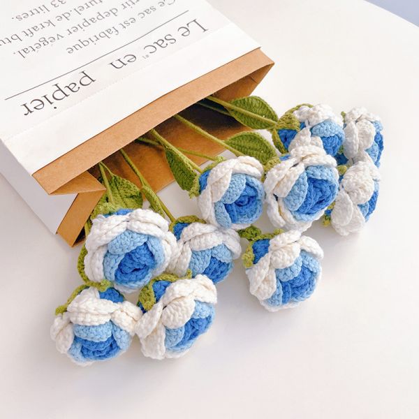 Handmade Crochet Gradient Rose Artificial Flowers, Floral Decor, Hyper-Realistic Blooms for Festive Gifting