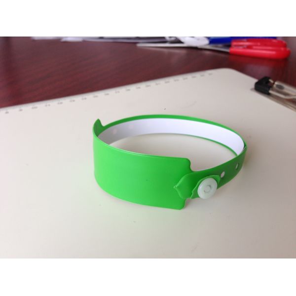 860mhz - 960mhz RFID умные браслеты ПВХ UHF RFID браслеты с логотипом
