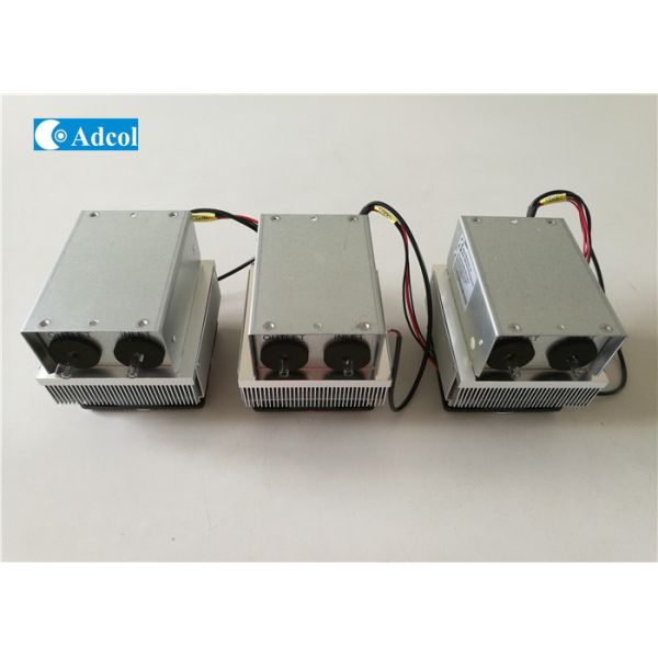 Déshumidificateur thermoélectrique d'Adcol, exactitude de contrôle de ±0.2℃, Temp de gaz de l'admission 2-80℃, dimension de 120*80*115mm