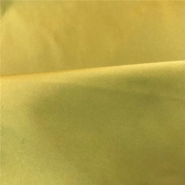 130GSM Waterproof Breathable Fabric 1400D 1500D 50% Polyester 50% Nylon Fabric Breathable