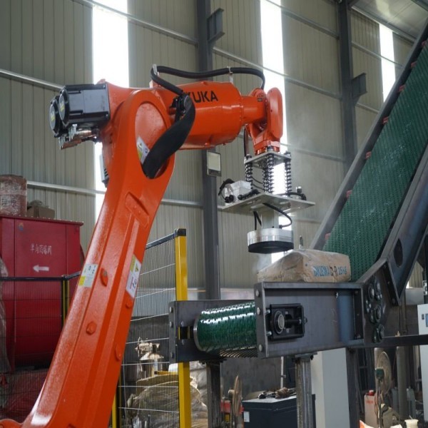500-700Bags/Hour Robotic Bag Emptying Machine For Food Chemical / Plastic Material