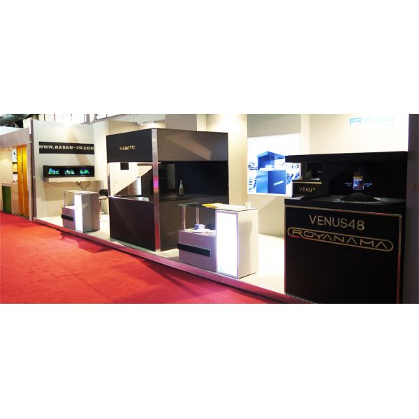 Full HD 3D Holographic Pyramid Display Showcase Hologram Box For Advertising