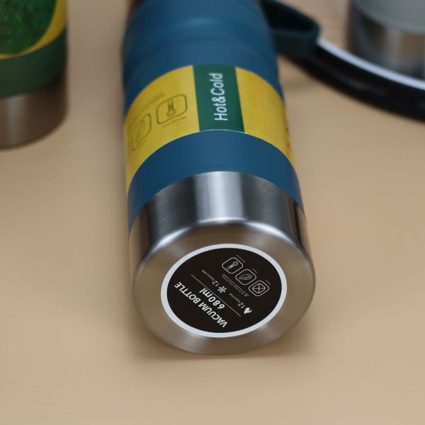 Business Vacuum Bottle Type Outdoor Flask Set with Large Capacity and 3 Lids