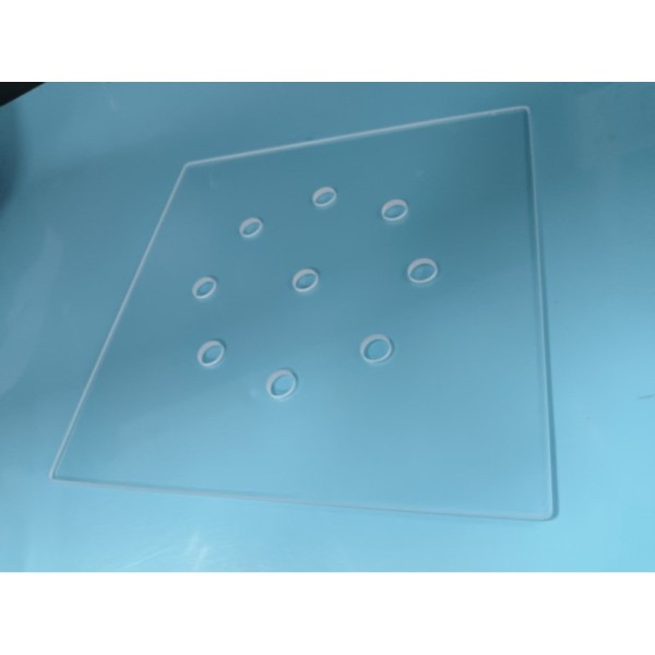 Borosilicate 9 Hole Spot Quartz Glass Plate Standard Size For Lab Chemical Reaction Analysis