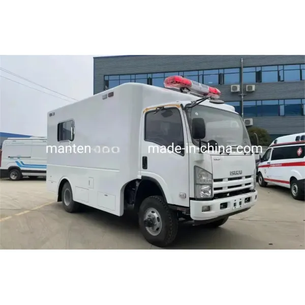 All Driven Diesel 4X4 Van Cargo Model Isuzu Isolation Ambulance