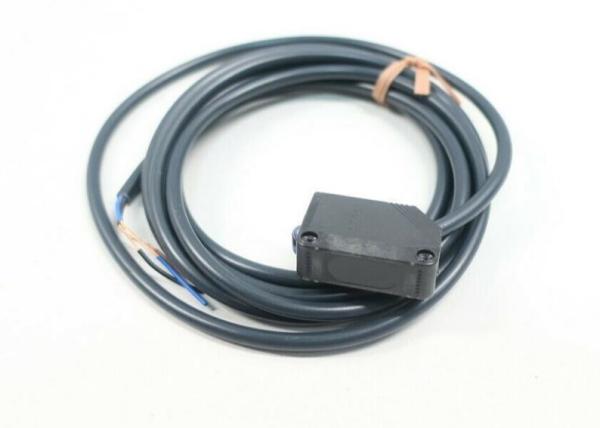 Omron E3Z-D62 02Z10M Photoelectric Switch Sensor 12 - 24 volts continu 26,4 volts continu 100 mA maximum de maximum