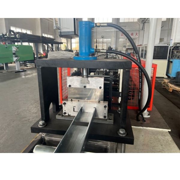 0.4mm C U Stud Track Drywall Roll Forming Machine C100 C150 Adjustable With Punching Holes