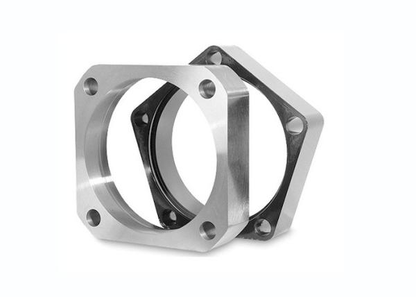 O fio EDM da perfuração que solda o CNC girado parte o carro das peças sobresselentes RC do motor elétrico