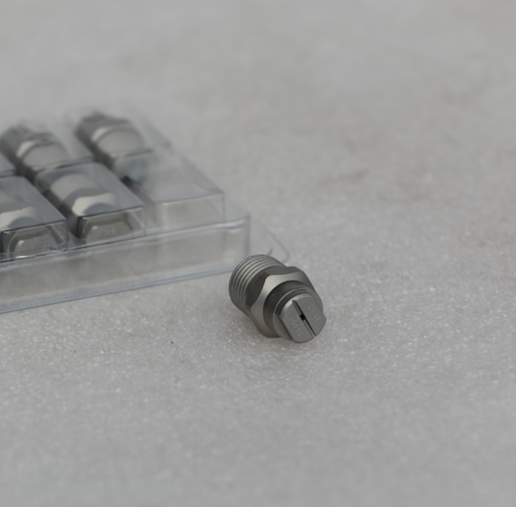 Boquilla de alta presión para barredoras: Acero inoxidable, tratamiento de atomización superficial y ángulo de pulverización de 40°