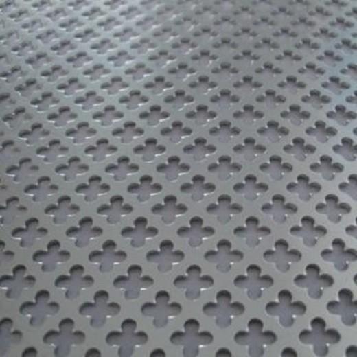 5052 H25 Aluminum Perforated Sheet Metal Round Hole Shape 1220mm Width