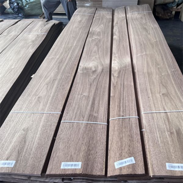 Фабричная цена натуральный черный ореховый фанера 0,5 мм 1 мм американский ореховый фанера натуральный деревянный фанера