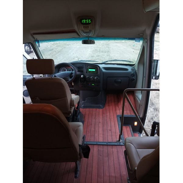 2017 автобус года 23 Сеатер Ивеко используемый с кондиционером кожаного места в хорошем состоянии