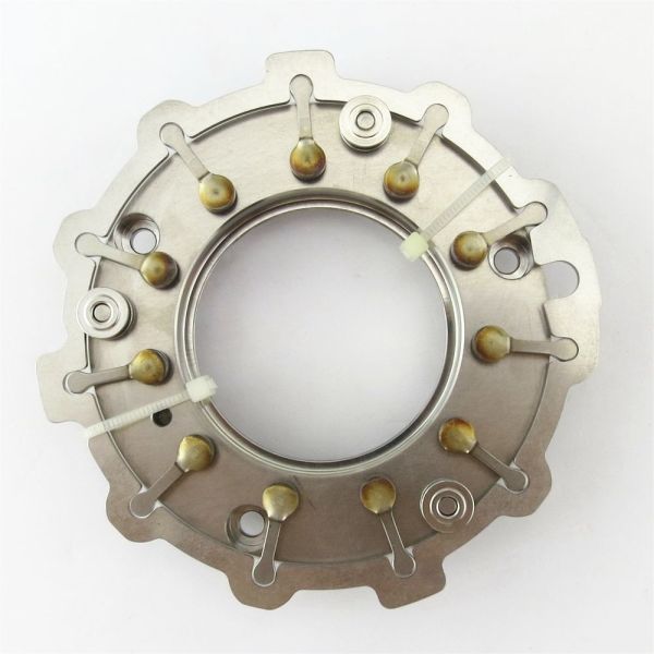 Le moteur est équipé d'un moteur à commande numérique.