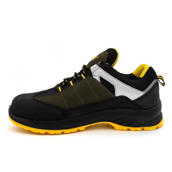 Breathable Industrial Safety Shoes Comfortable Non Slip Black Shoes For Work