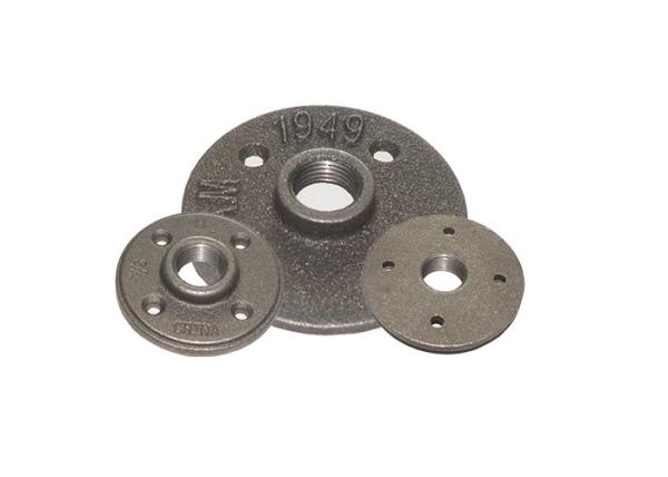 BSP Standard 3 4 In Black Malleable Iron Threaded Floor Flange Banded Shape