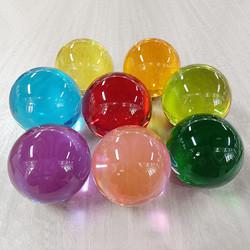Chegada nova acrílica colorida da bola do OEM criança de venda quente da baixa MOQ do ODM que joga em volta da bola da resina das bolas do brinquedo de 110mm