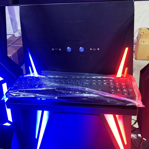 110V/220V/380V VR Arcade Shooter With Easy Installation HTC COSMOS VR Glasses