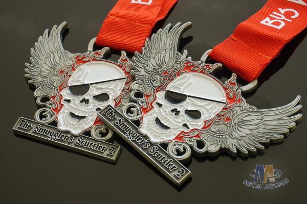 Eco - Friendly Skull Metal Award Medals Soft Enamel Filling Size 70*4MM