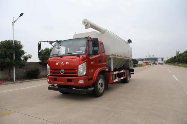 9460 ml Caminhão de alimentação a granel 9000×2450×3800 mm Pneus 7.00-16