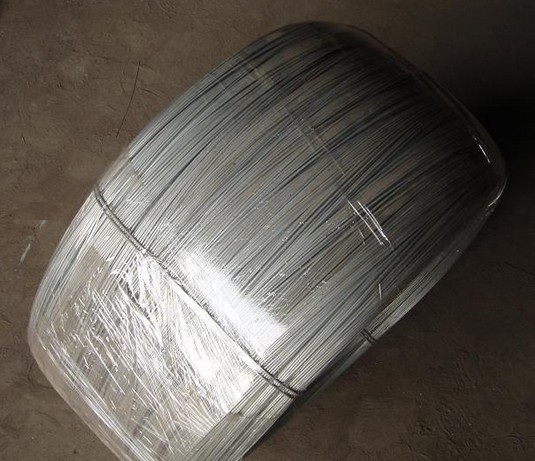 2.03mm Wire Diameter Hot Dipped Galvanized Steel Wire 300kg Coil Weight